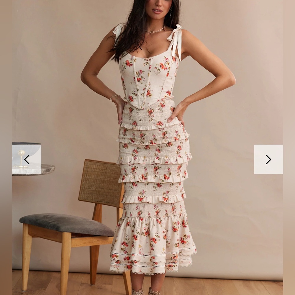 V. Chapman Linea Skirt in Natural Floral